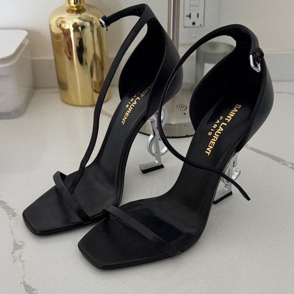 YSL heels - Picture 1 of 5